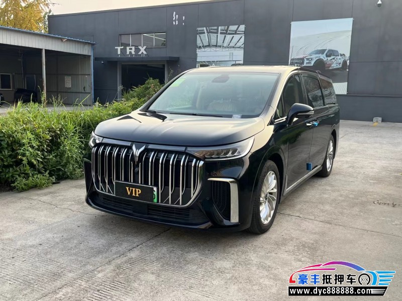 24年岚图梦想家MPV抵押车出售