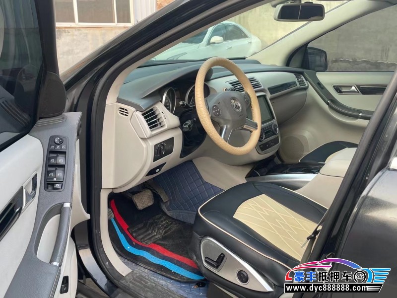 12年奔驰RSUV抵押车出售