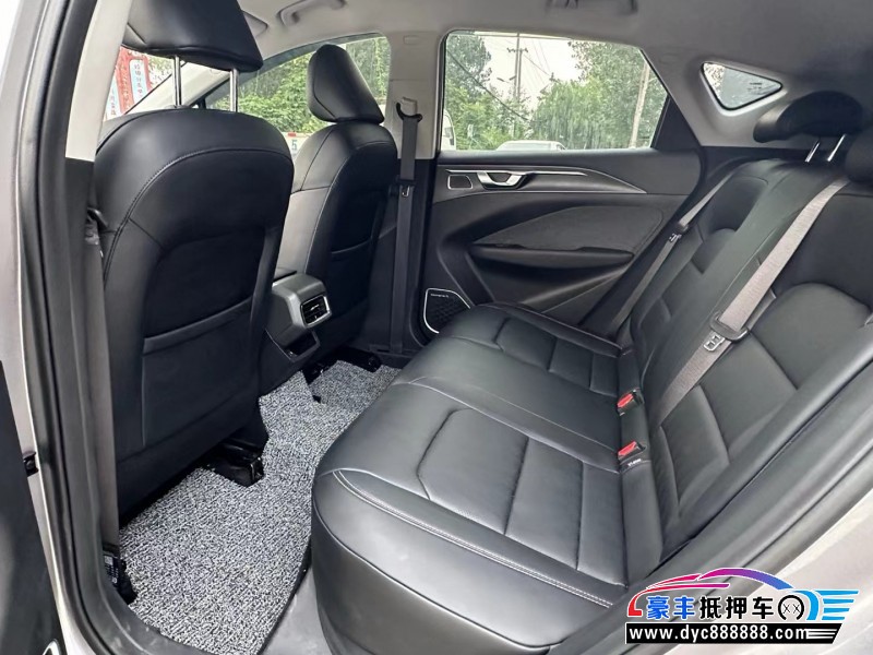 23年吉利几何轿车抵押车出售