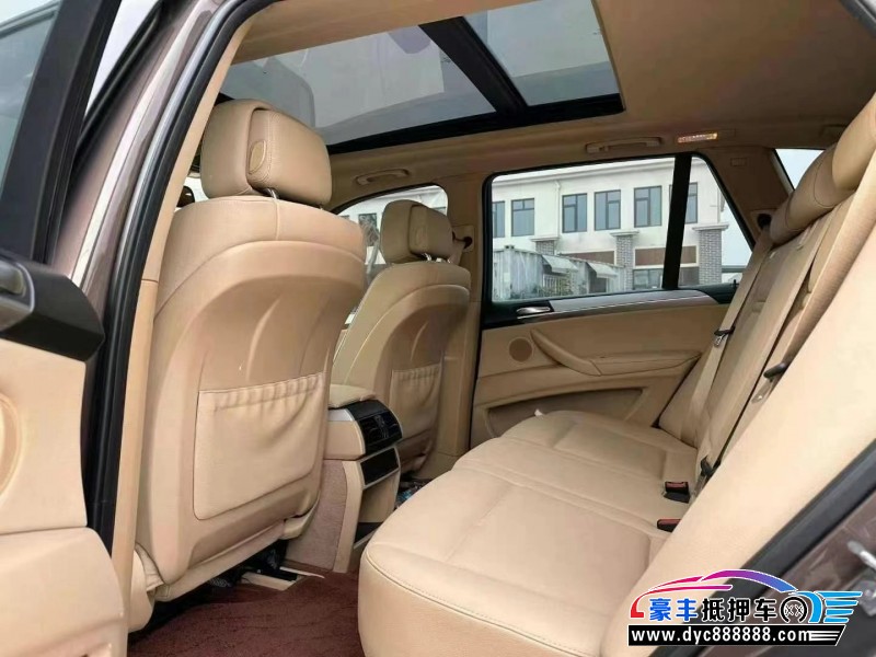 13年宝马X5SUV抵押车出售