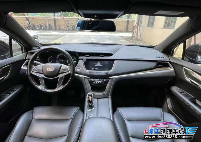 18年凯迪拉克XT5轿车抵押车出售
