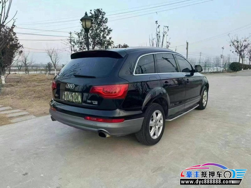 15年奥迪Q7轿车抵押车出售