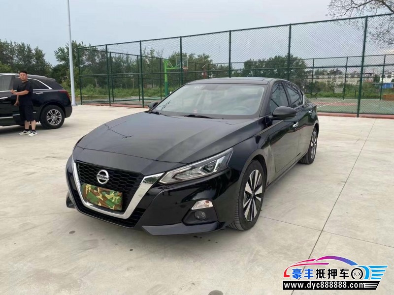21年日产天籁轿车抵押车出售