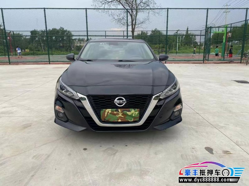21年日产天籁轿车抵押车出售