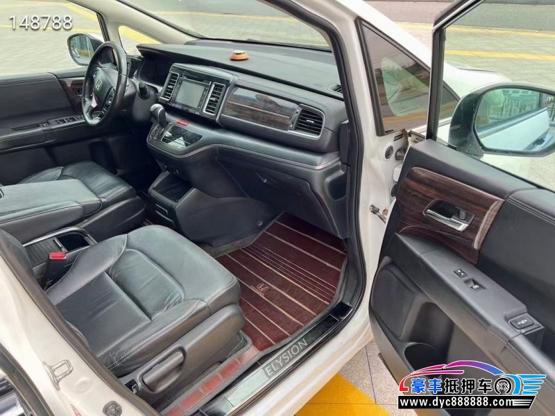 16年本田艾力绅轿车抵押车出售