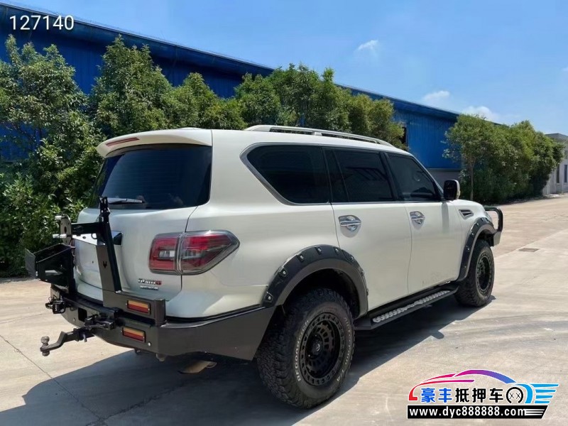 17年日产途乐轿车抵押车出售