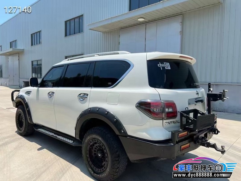 17年日产途乐轿车抵押车出售