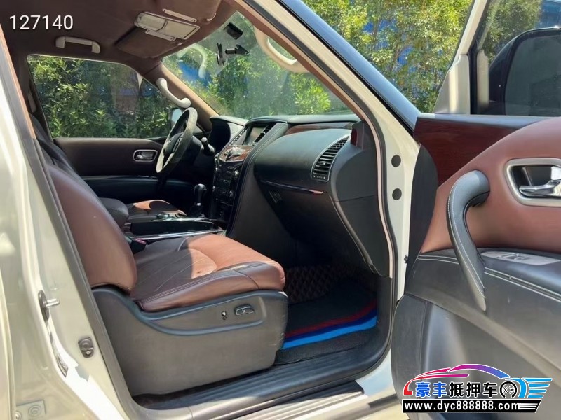 17年日产途乐轿车抵押车出售