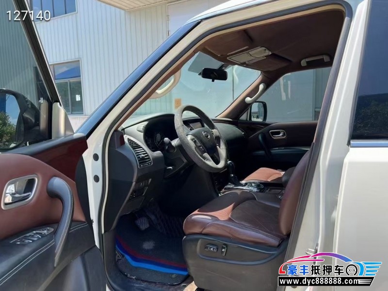 17年日产途乐轿车抵押车出售