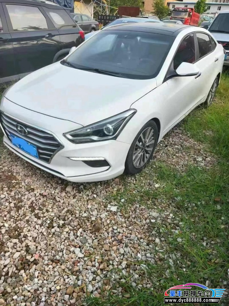 18年现代名图轿车抵押车出售