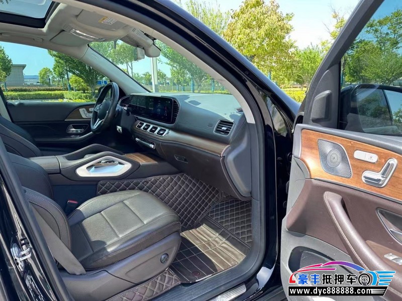 20年奔驰GLE轿车抵押车出售