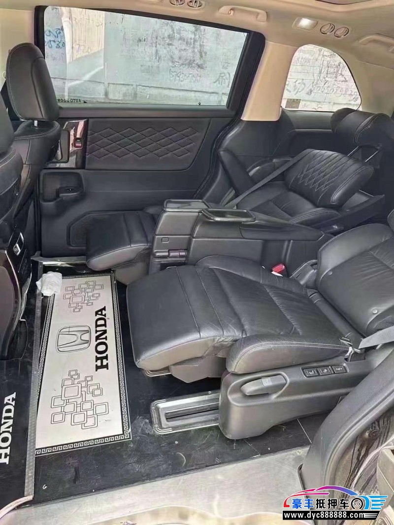 21年本田艾力绅轿车抵押车出售