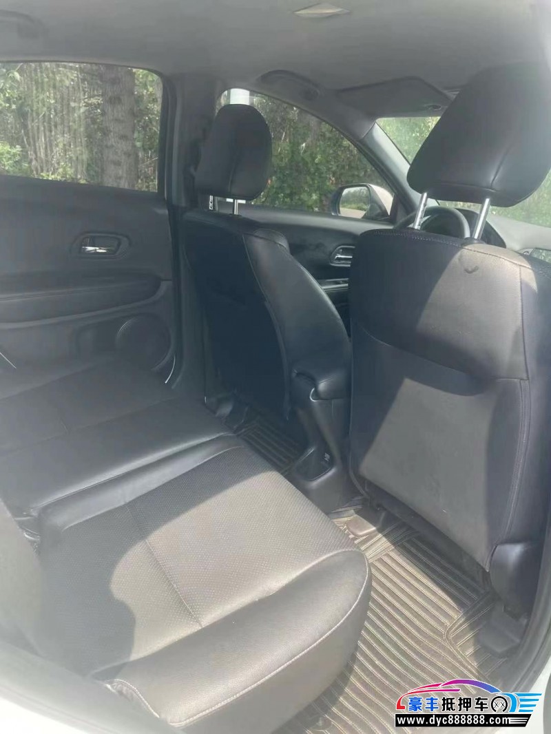 17年本田XRV轿车抵押车出售