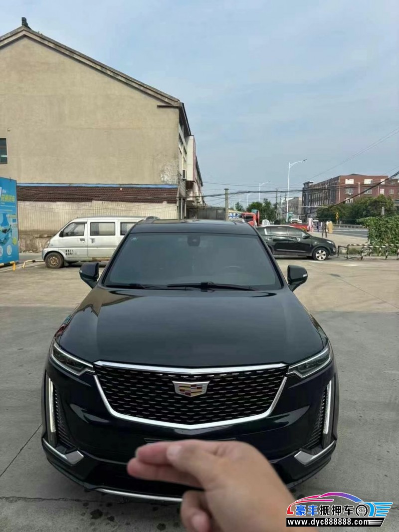 19年凯迪拉克xt6轿车抵押车出售