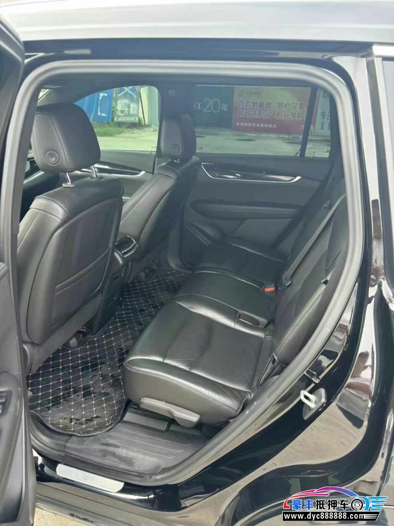 19年凯迪拉克xt6轿车抵押车出售