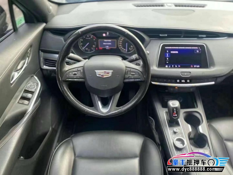19年凯迪拉克XT4轿车抵押车出售
