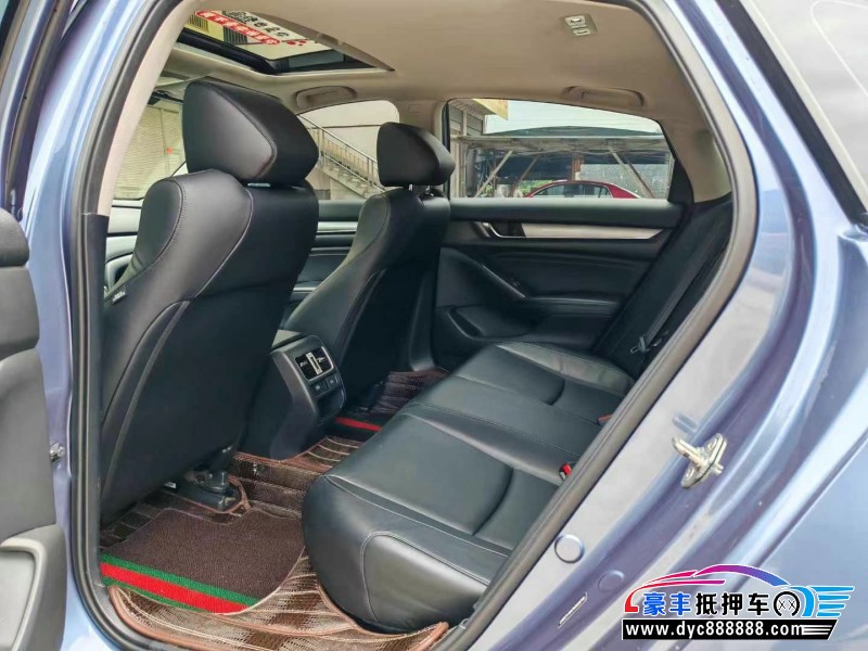 22年本田雅阁轿车抵押车出售