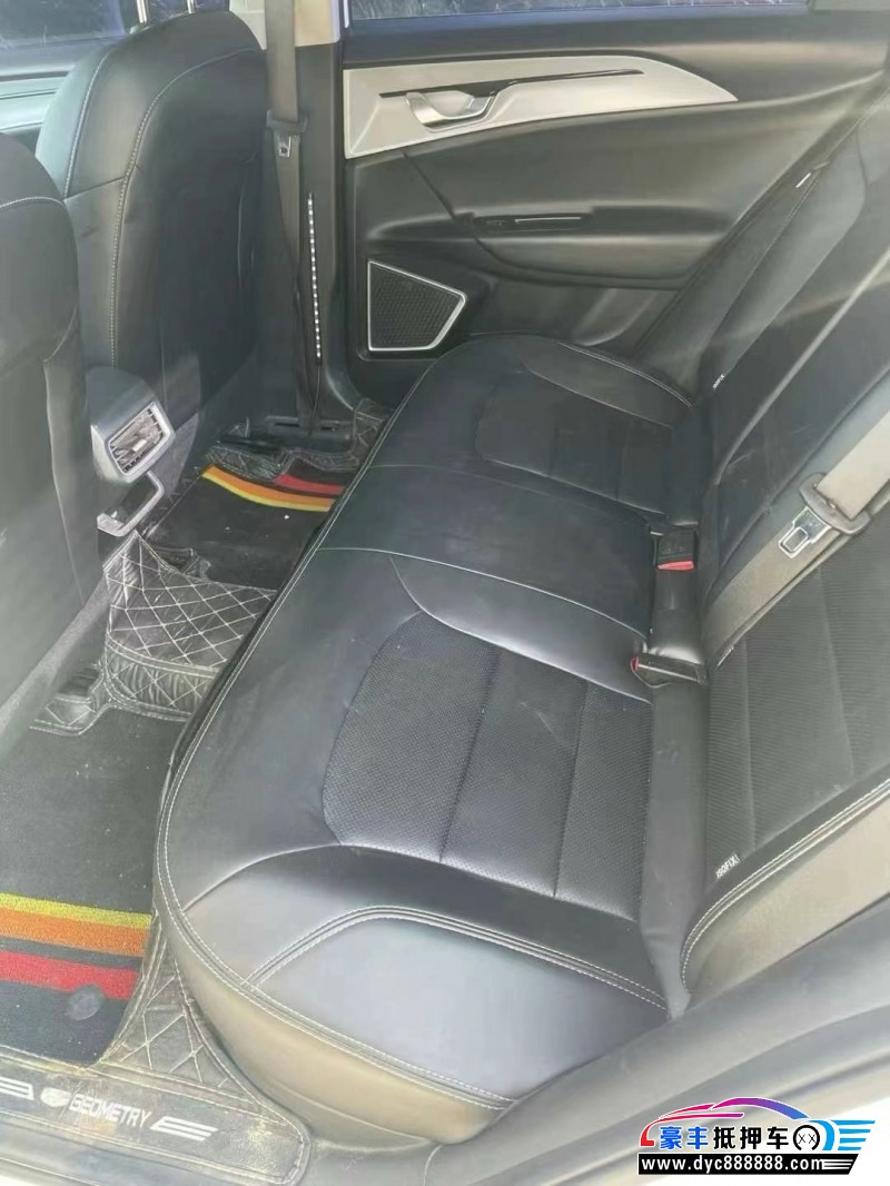 23年吉利几何轿车抵押车出售