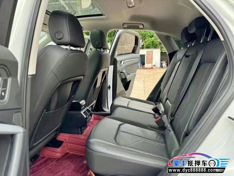 21年奥迪Q3轿车抵押车出售