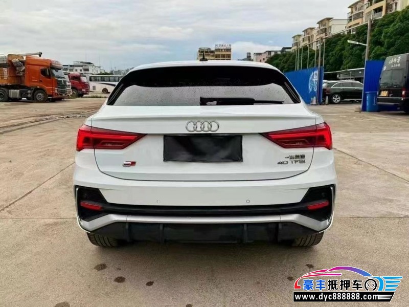 21年奥迪Q3轿车抵押车出售