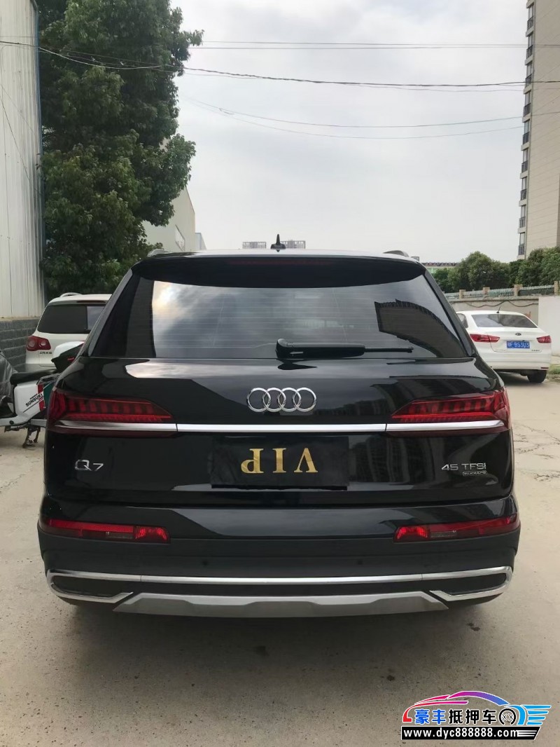 23年奥迪Q7轿车抵押车出售