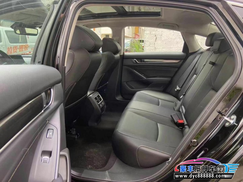 23年本田雅阁轿车抵押车出售