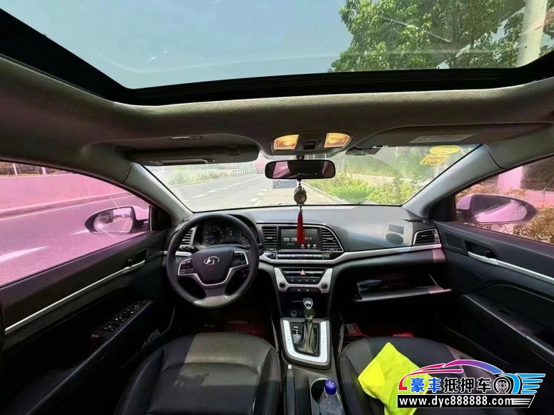 19年现代领动轿车抵押车出售