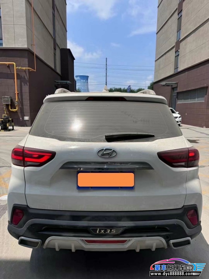 19年现代ix35轿车抵押车出售