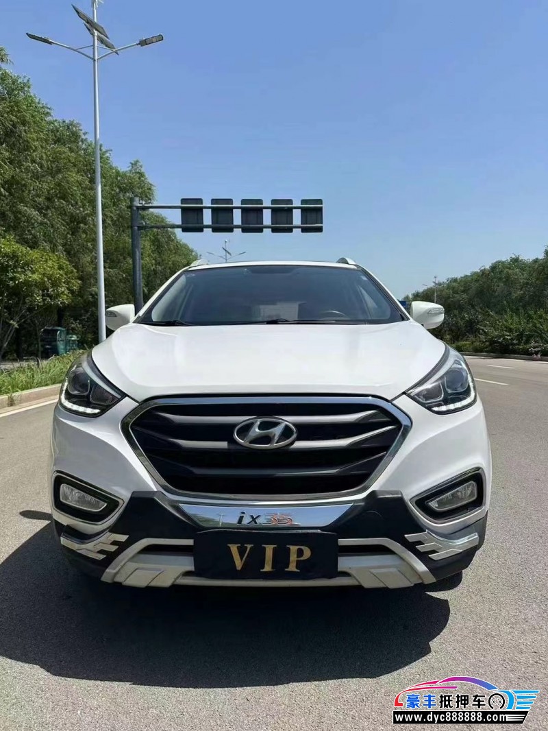 16年现代ix35轿车抵押车出售