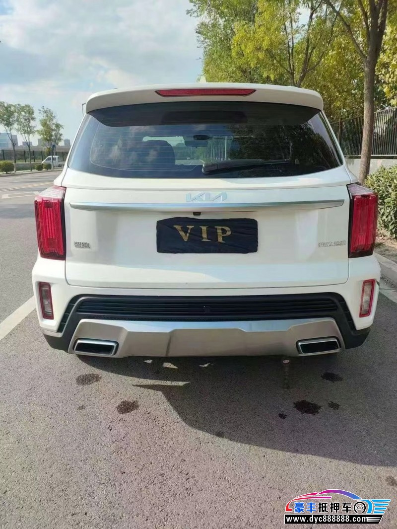 23年起亚智跑轿车抵押车出售