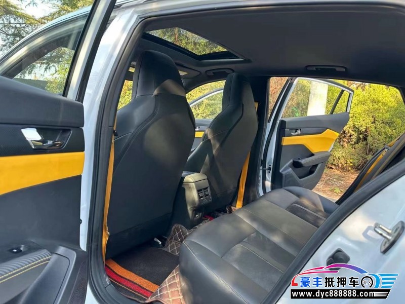 23年东风风神奕炫轿车抵押车出售