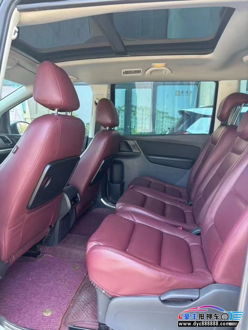 13年大众夏朗轿车抵押车出售