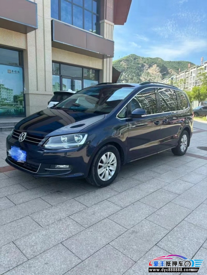 13年大众夏朗轿车抵押车出售