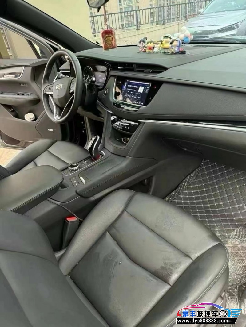 22年凯迪拉克xt6轿车抵押车出售