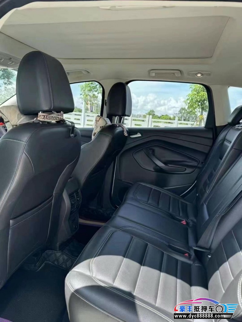 19年福特翼虎轿车抵押车出售