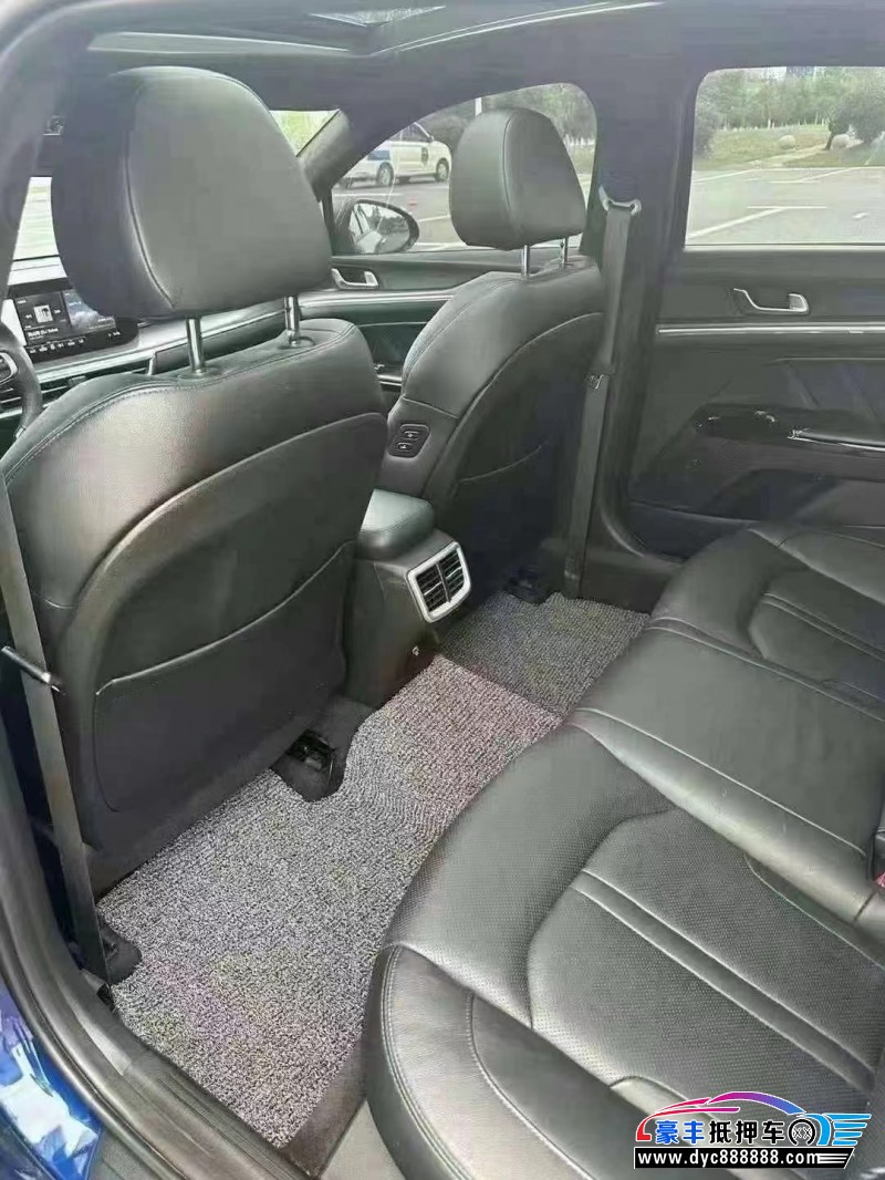 21年起亚凯酷轿车抵押车出售