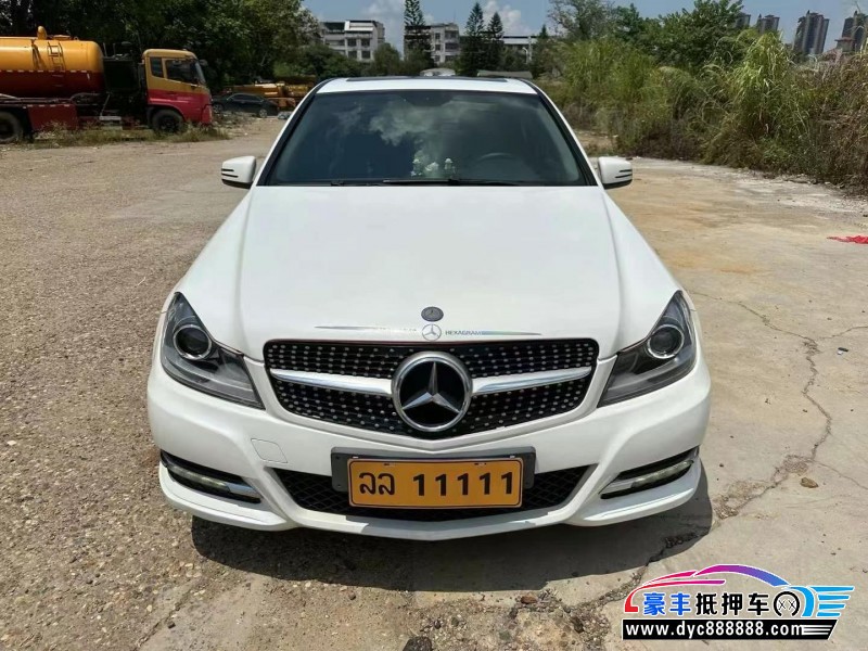 13年奔驰C轿车抵押车出售