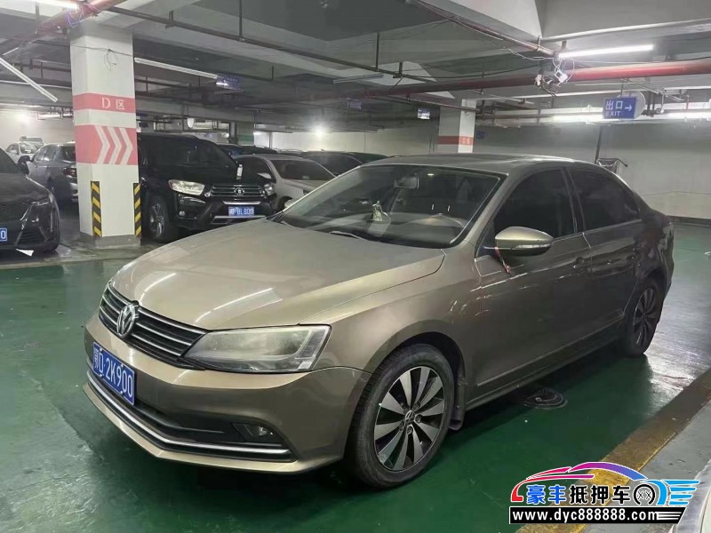 17年大众速腾轿车抵押车出售