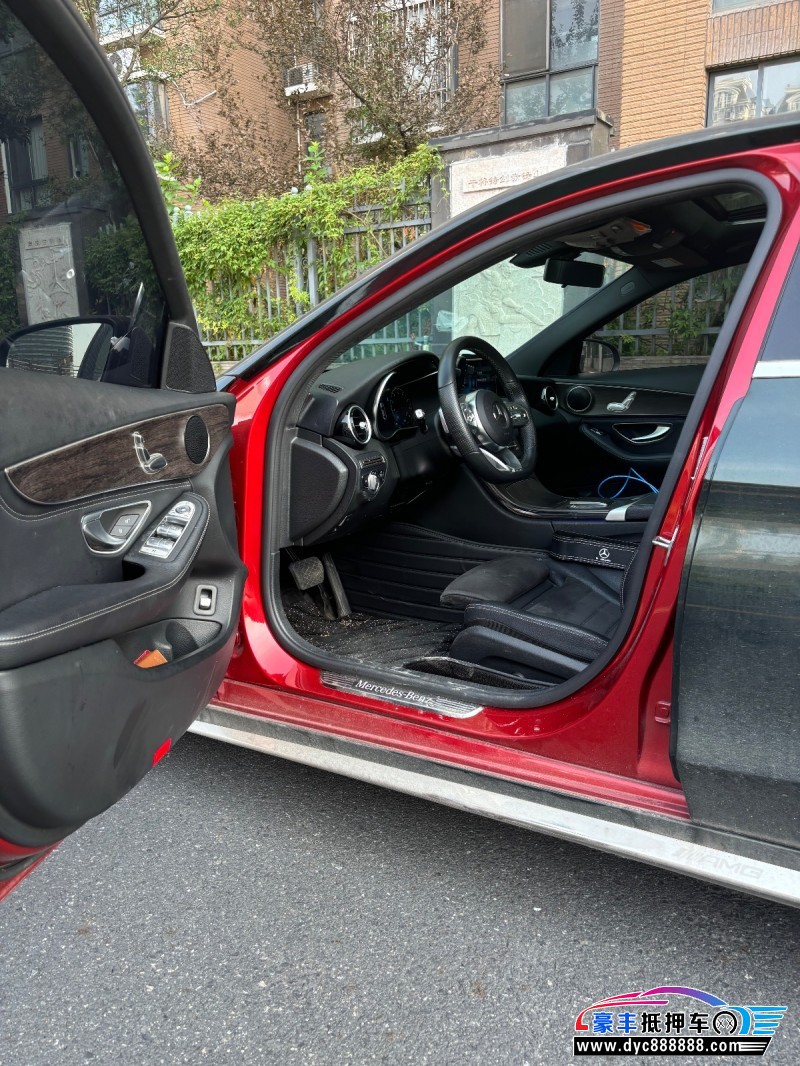 20年奔驰C轿车抵押车出售