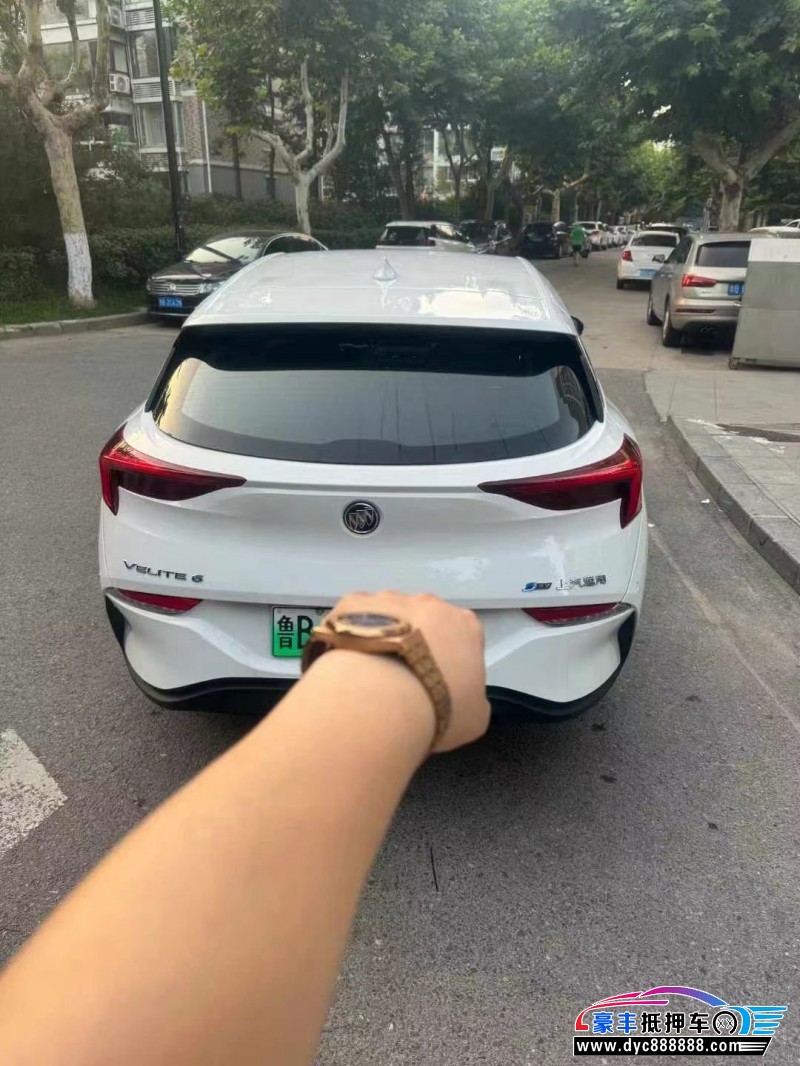 24年别克微蓝轿车抵押车出售