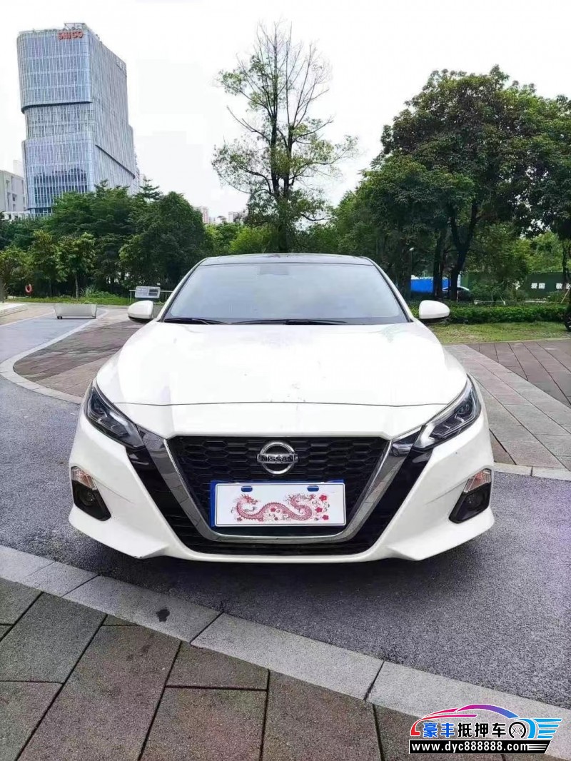 23年日产天籁轿车抵押车出售