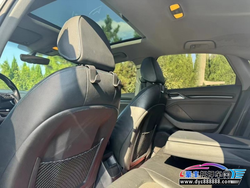 18年奥迪A3轿车抵押车出售