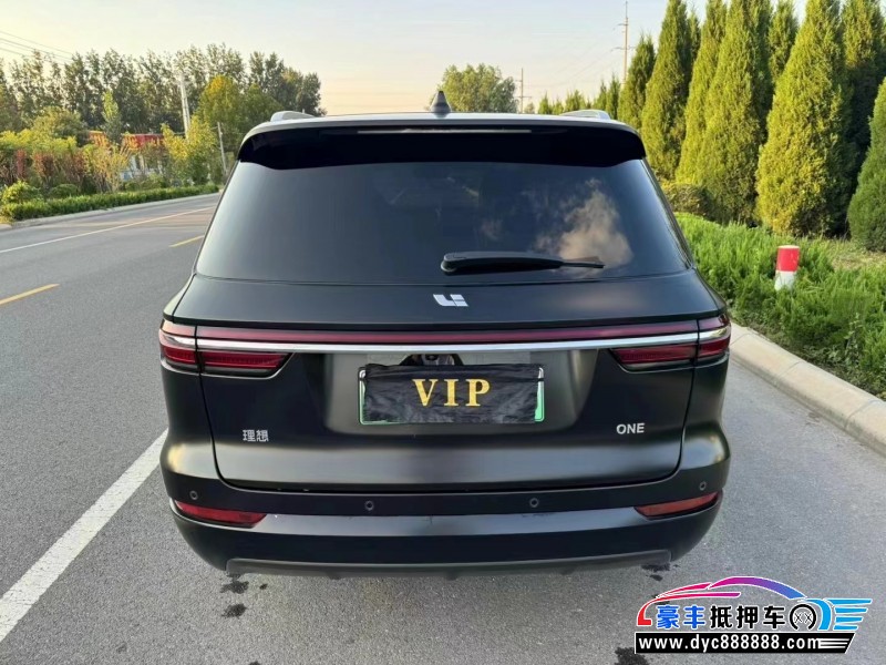 21年理想ONE轿车抵押车出售