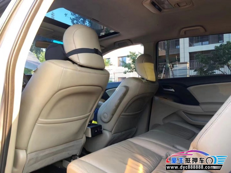 12年本田奥德赛轿车抵押车出售