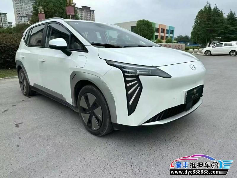 23年埃安Y80轿车抵押车出售