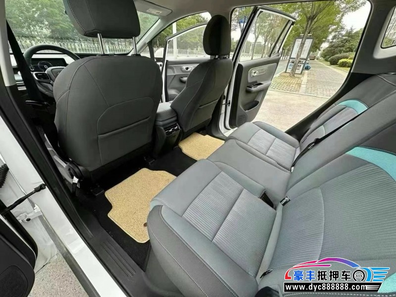 23年埃安Y80轿车抵押车出售