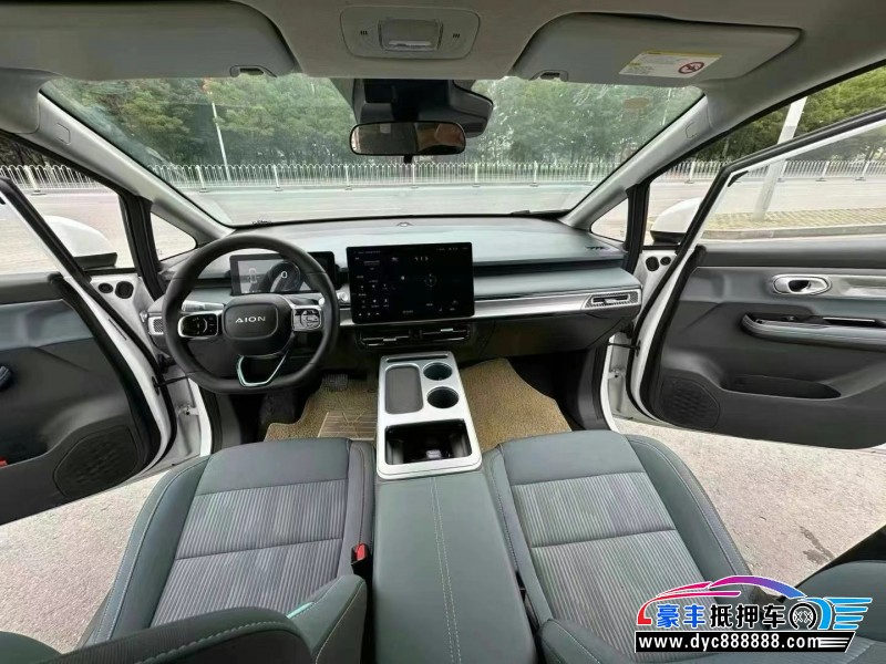 23年埃安Y80轿车抵押车出售