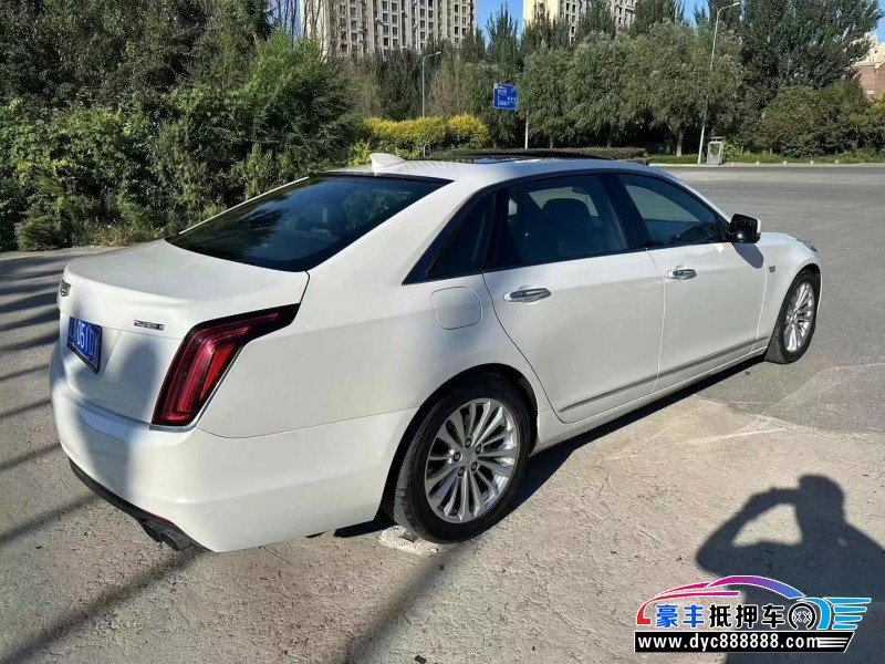 18年凯迪拉克CT6轿车抵押车出售
