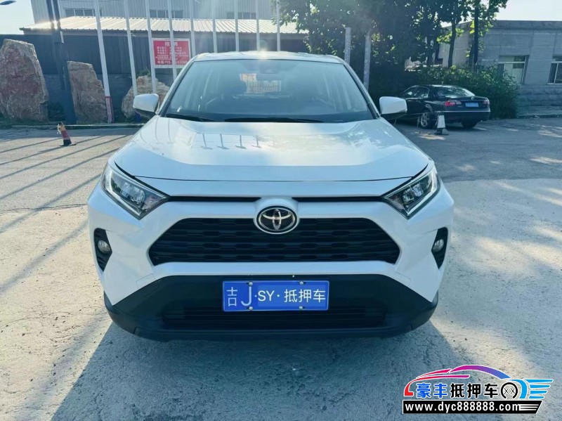 21年丰田RAV4轿车抵押车出售