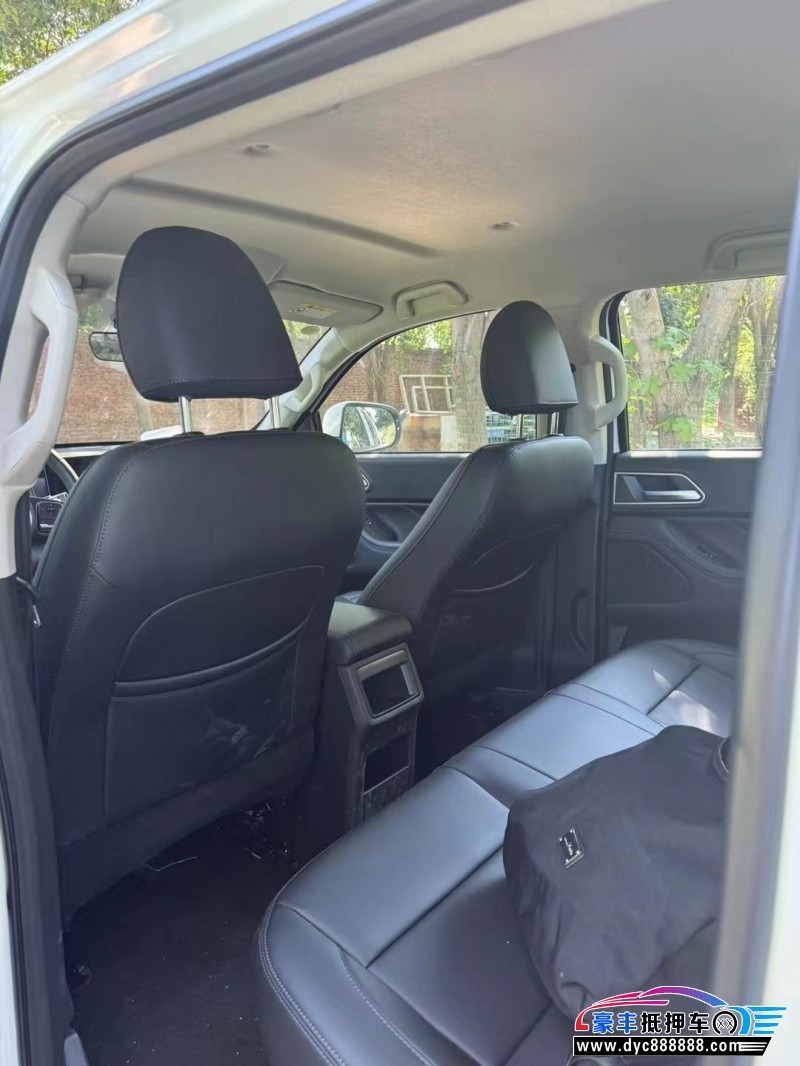 24年长城长城炮轿车抵押车出售